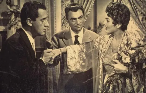Муж — кадр 2