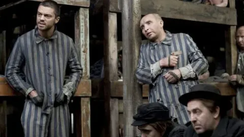 Суд над Богом — кадр 4