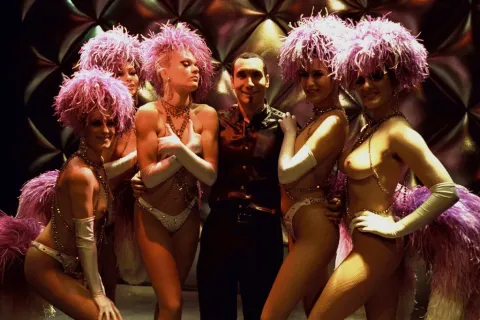 Ни за, ни против (а совсем наоборот) — кадр 10