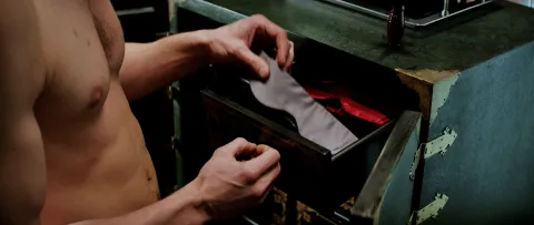 Пятьдесят оттенков серого — кадр 2