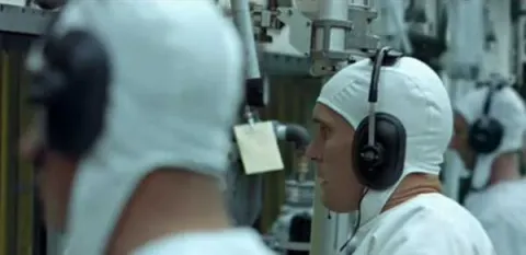 Галактика THX-1138 — кадр 8