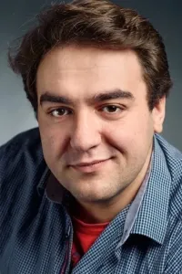 Гэбриел Костин