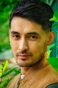 Бакыт Кадер