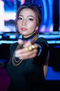 Нов Дана